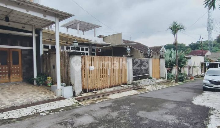 Rumah Mewah Dekat Kampus Unika Sampangan 2