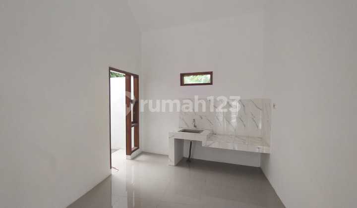 Ready-to-Occupy 1-Storey House in Cileunyi Area 2
