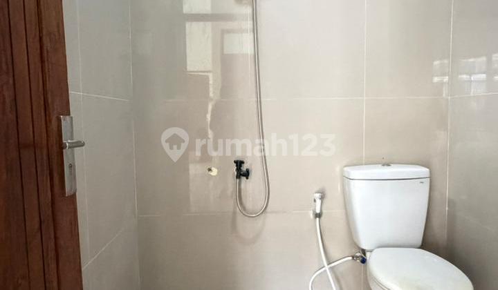 3 KT 1 Kamar Mandi Rumah Dekat Akses Tol Cileunyi 2