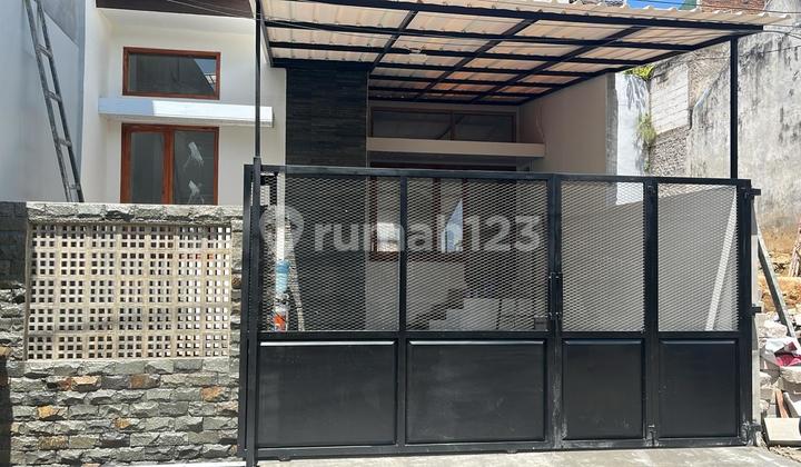 Rumah Modern Minimalis 1 Lantai Bandung Timur