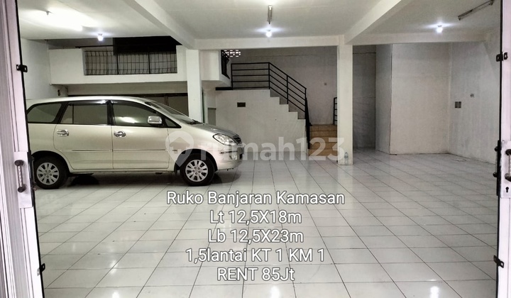 Ruko Banjaran Strategis dan ramai  2