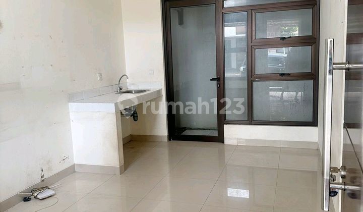 Rented House in Elite Podomoro Park Complex 1