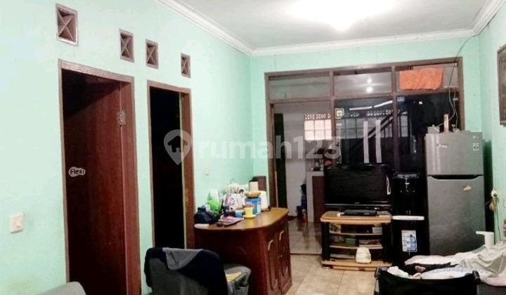 House Turned into Boarding House with Large ROI Suitable for Investment 1