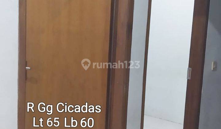 Rumah Sewa Gg Cicadas 1