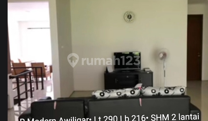 Rumah Besar Awiligar Bandung Utara 2