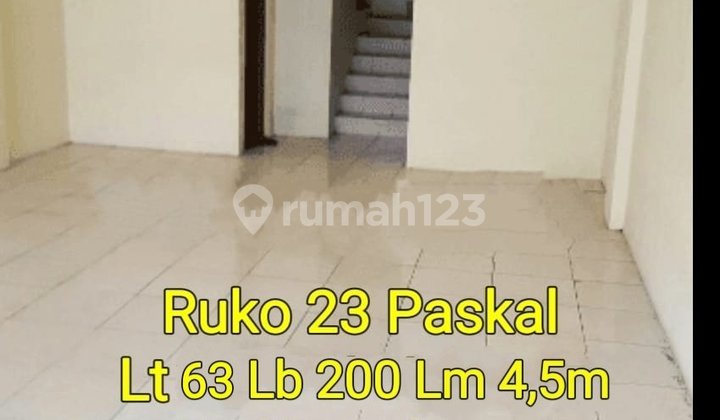 Ruko di Dalam Pusat Niaga 23 Hyper Square Ruko di Dalam Pusat Niaga 23 Hyper Square