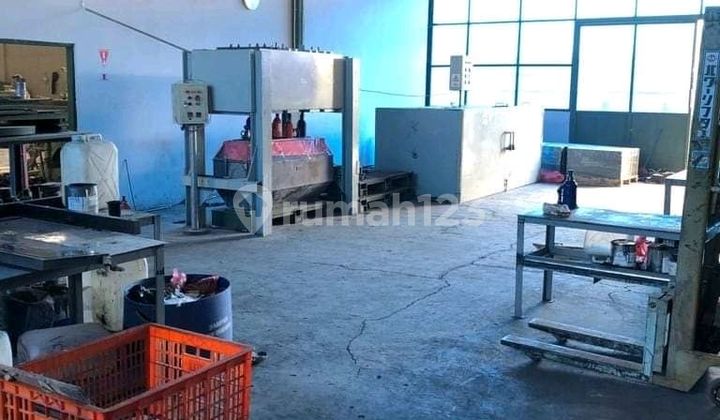 Gudang di kawasan industri Cimareme Padalarang Gudang di kawasan industri Cimareme Padalarang