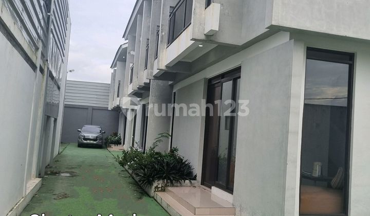 Rumah Modern Dekat Ikea K B P