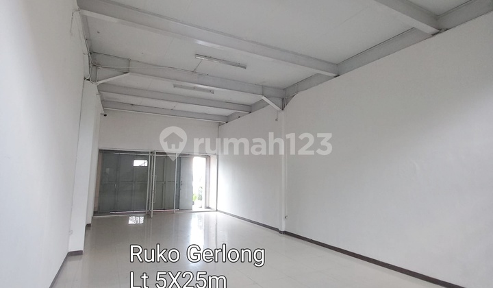 Shop Houses in Gegerkalong and Surrounding Areas 2