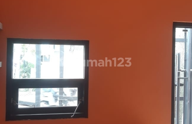 Strategic Margacinta Shop House