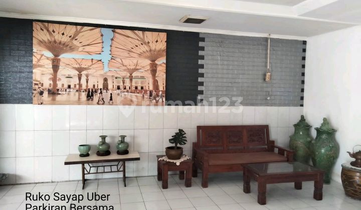 Shop house near Ujungberung Square