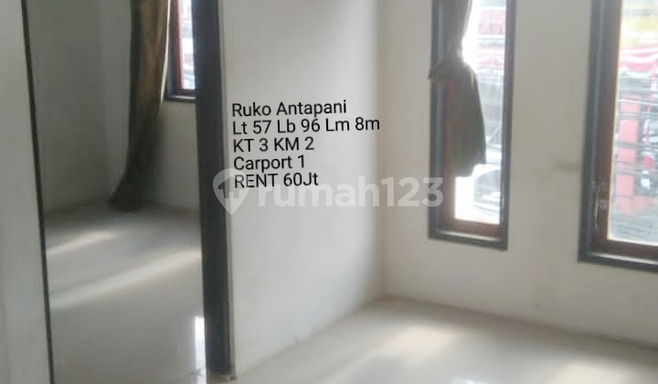 Large shophouse Jakarta Canal 2