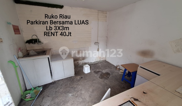 Small Shop House Main Road Riau