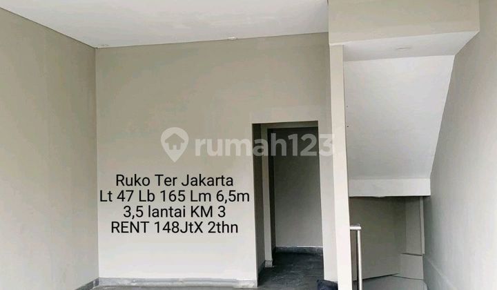 Mainroad Continuation Jakarta Shop House 1