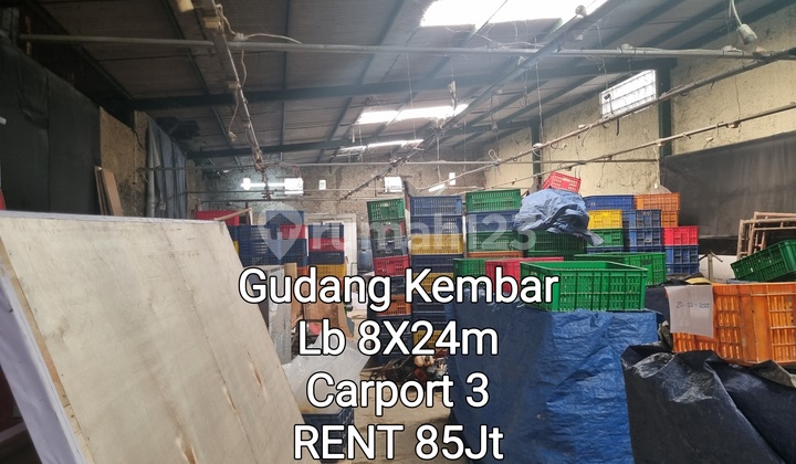 Gudang kembar pusat kota 1