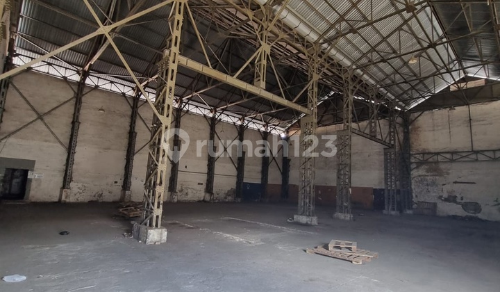 Central Warehouse Kotasayap Paskal Pajajaran Strategic Location Near Everything. Central Warehouse Kotasayap Paskal Pajajaran Strategic Location Near Everything.