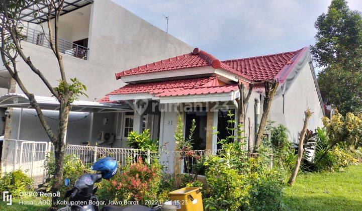 Rumah Hook Siap Huni, Samping Taman Bermain di cluster Depan 2