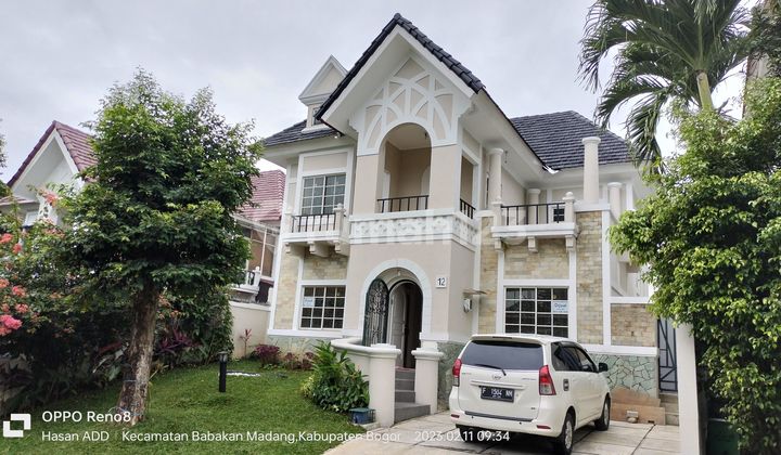 Di jual rumah siap huni claster depan Sentul city