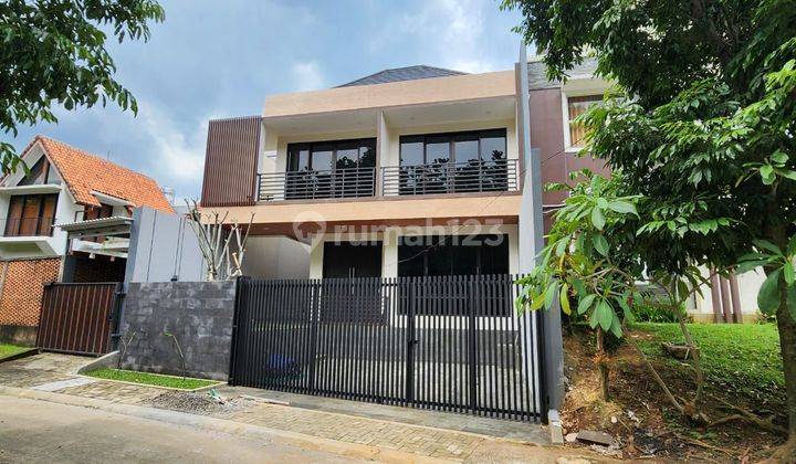 Di jual rumah baru siap huni depan green area view gunung dan sungai Sentul city 2