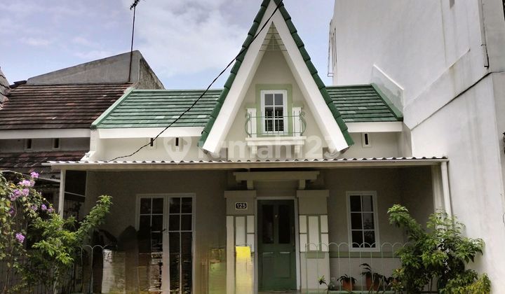 Di Jual Rumah Baru Modern Furnish Sentul City