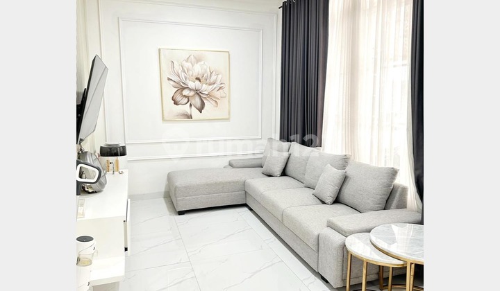 Rumah Green Lake City, Europe Lt 90 m2, SHM, Furnished, Hrg 2.8 milyar 