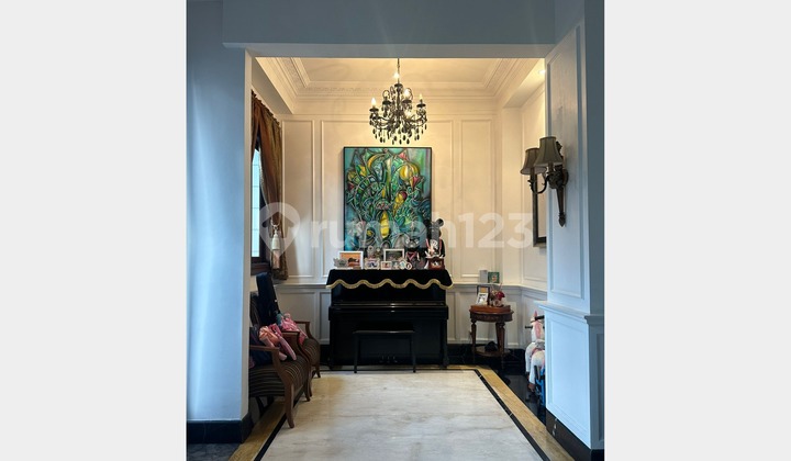 Rumah Mewah Villa Gading Indah Kelapa Gading , LT 433 m2, Semi furnished