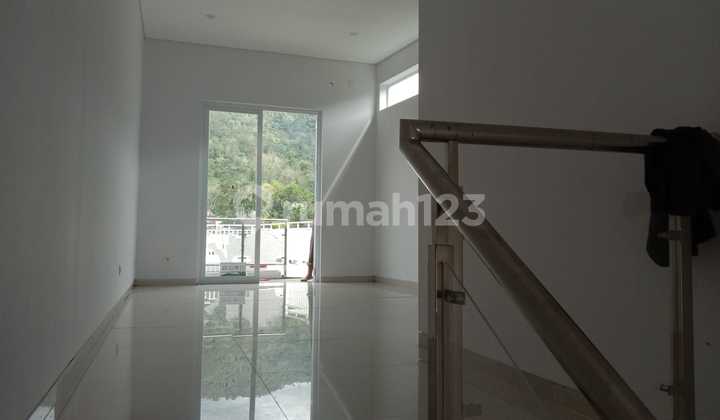 Rumah Ampalu, Padang, Griya Megah, Uk 311m2, Hrg 2 Milyar  6