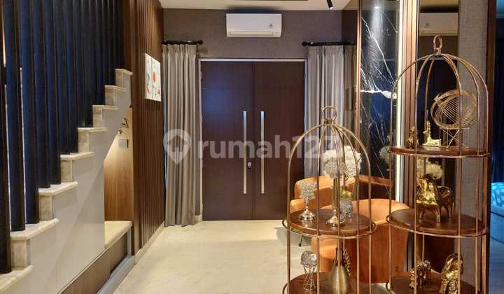 Rumah Gofl Island Concerto, Pik, Lt 120 M2, Hrg 5.9 Milyar 