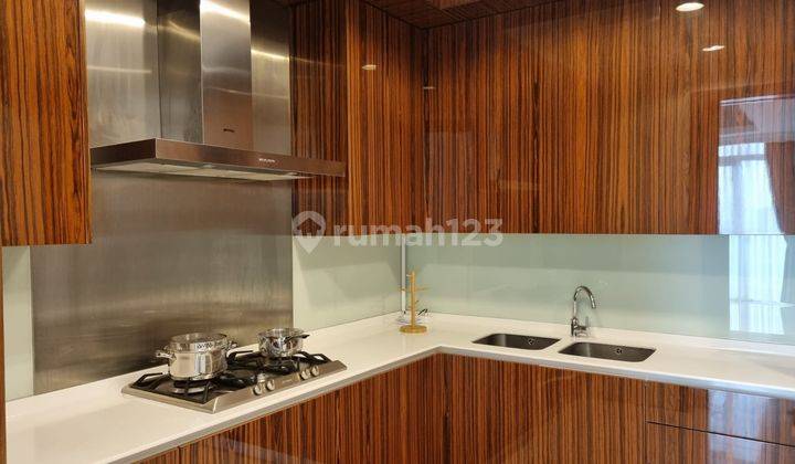 Apartemen Botanica, 2br, Uk 195 M2, Furnished, Hrg Sewa 3.500 Usd 1