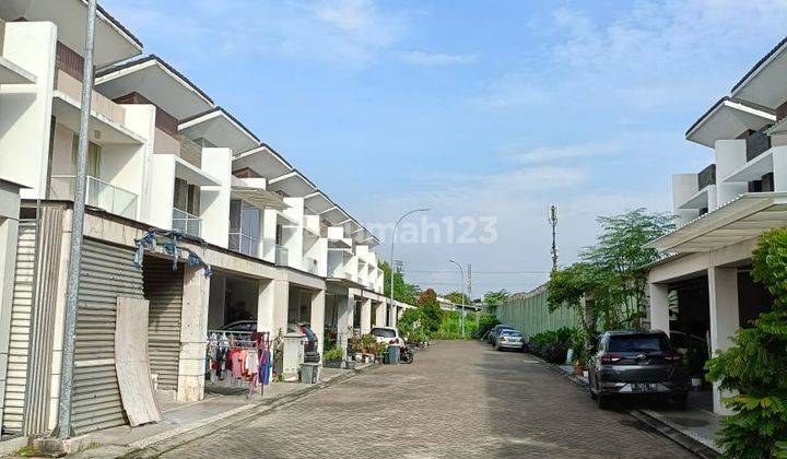 Rumah Green Puri, Jakarta Barat, Uk 6x15, Harga 2.2 Milyar  1