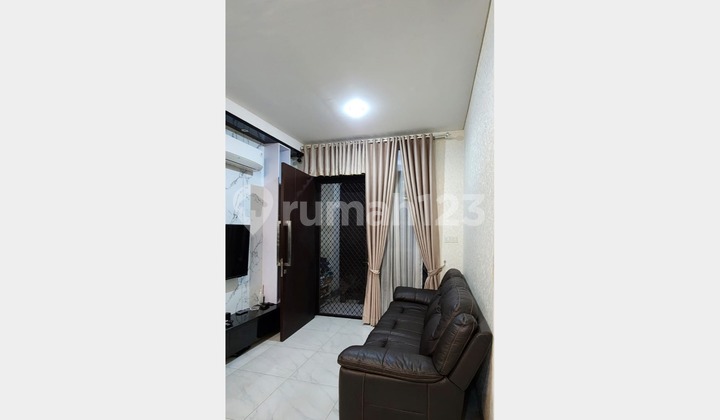 Lavon Swancity House in Tangerang, 6x11, Freehold Certificate, Price 1.5 Billion Lavon Swancity House in Tangerang, 6x11, Freehold Certificate, Price 1.5 Billion