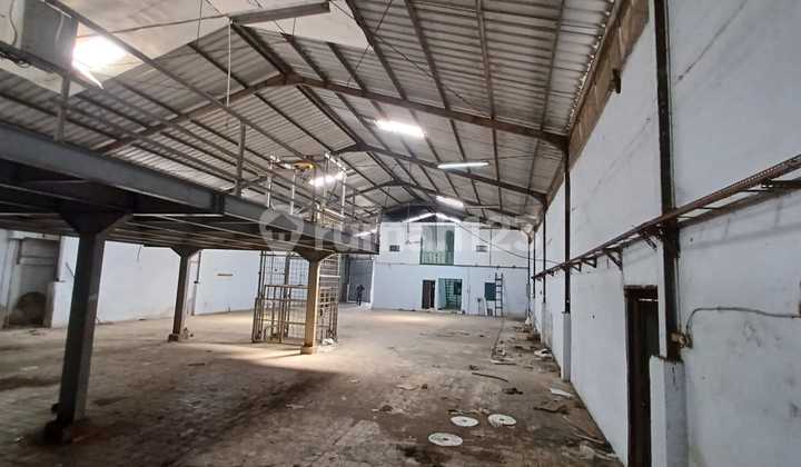 Cipondoh Warehouse, size 1,100 m2, Price 520 million Cipondoh Warehouse, size 1,100 m2, Price 520 million