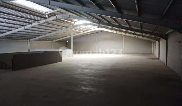 Warehouse Lot Dpr, Cipondoh, Land Area 1,450 M2, Rental Price 600 Million/Year