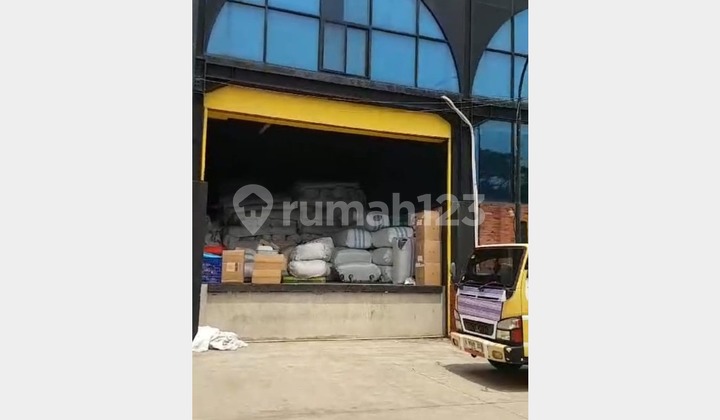 Factory & Warehouse Poglar Keadung Kali Angke, Land Area 1.5 ha, Price 160 billion. Factory & Warehouse Poglar Keadung Kali Angke, Land Area 1.5 ha, Price 160 billion.