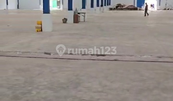 New Warehouse in Jatake Industrial Area, LB 3,700 m2, rental price 55 thousand/m2