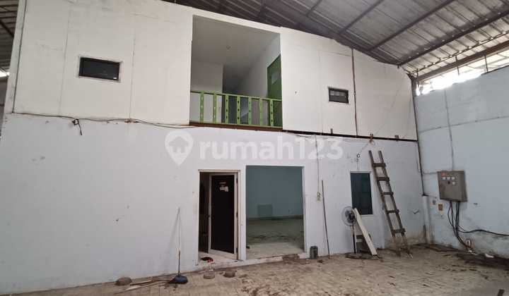 Cipondoh Warehouse, size 1,100 m2, Price 520 million Cipondoh Warehouse, size 1,100 m2, Price 520 million