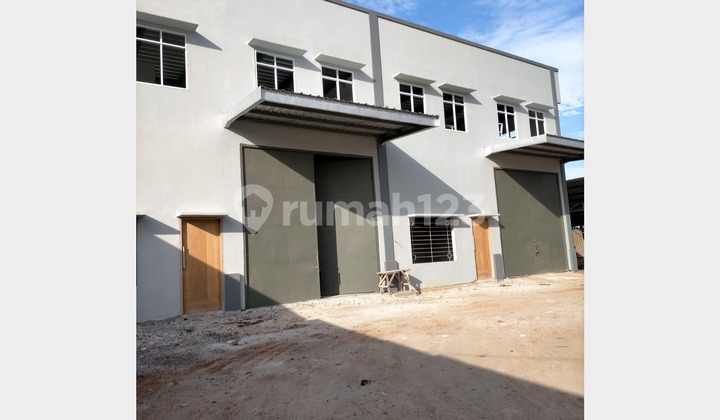 Warehouse in Selambaran, Teluk Niaga, Size 12x30, Rental Price 190 Million / Year