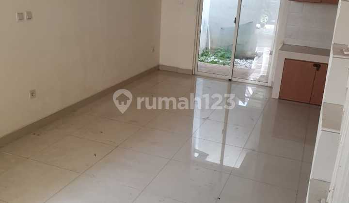 Rumah Green Lake City Amerika 2Br, Uk 4X15, Hrg 1.550 M 2