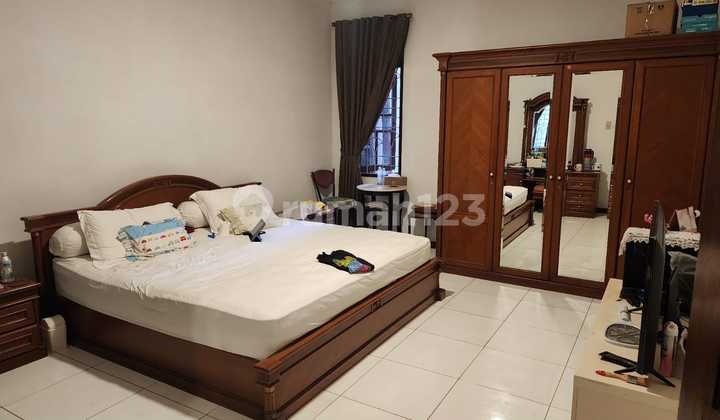 Rumah hitung tanah kabayoran lama, uk 12x21, SHM, Hrg 7.7 milyar  2