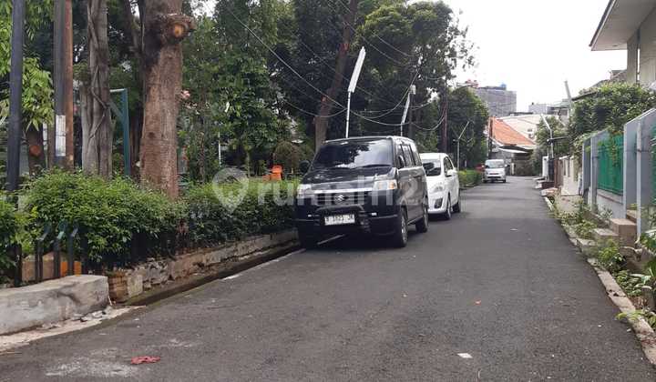 Rumah Depan Taman 2
