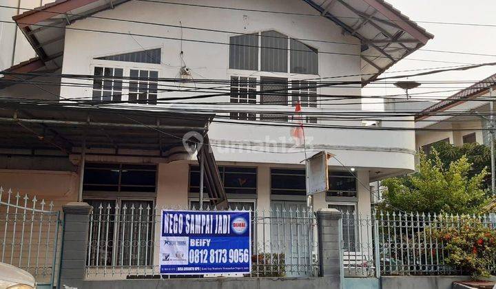 Rumah Pinggir Jalan Raya Strategis 2 Lantai 1