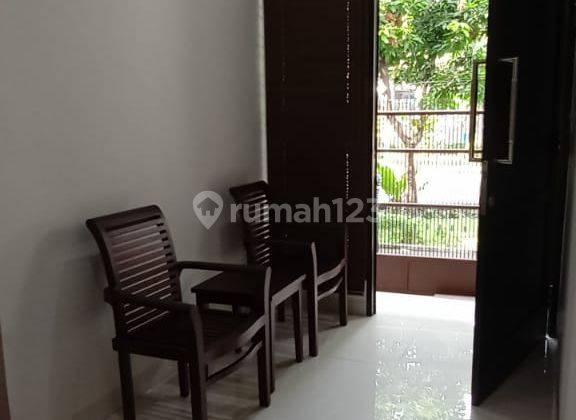 Rumah 2 Lantai Di Menteng Jakarta barat  2