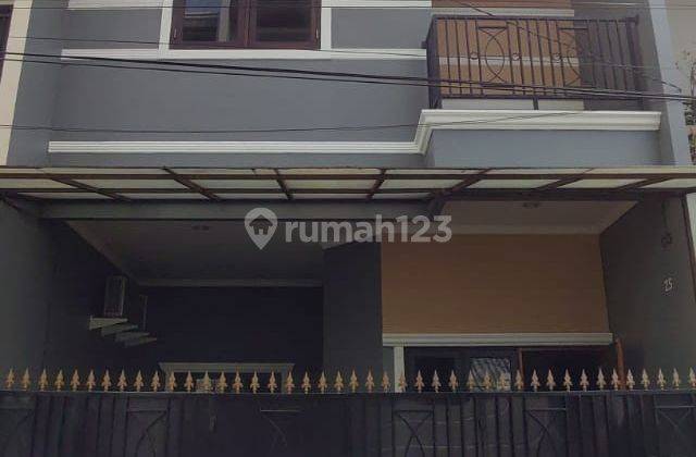 Rumah 3 Lantai Di Tanjung Duren Jakarta Barat  1