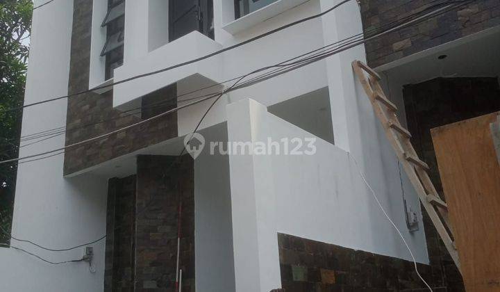 RUMAH BARU SIAP HUNI DI TANJUNG DUREN JAKARTA BARAT  1