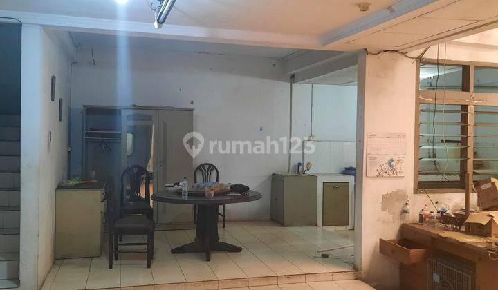 RUMAH 2 LANTAI SIAP HUNI KEMANGGISAN JAKARTA BARAT  1