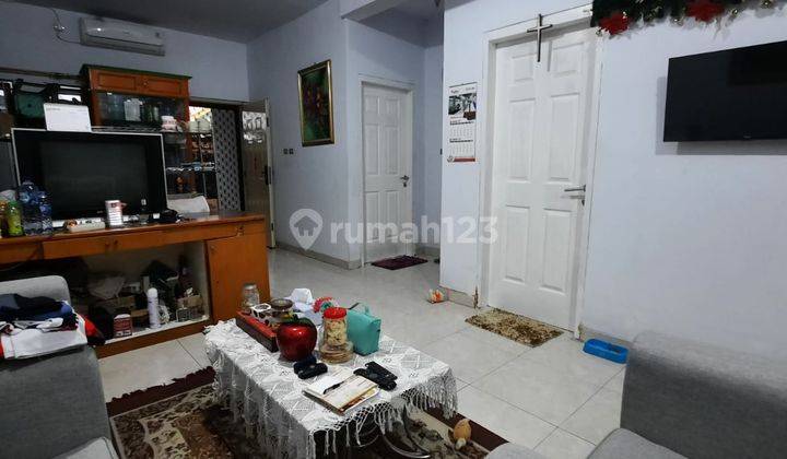 RUMAH 2 LANTAI DI TAMAN RATU JAKARTA BARAT 2