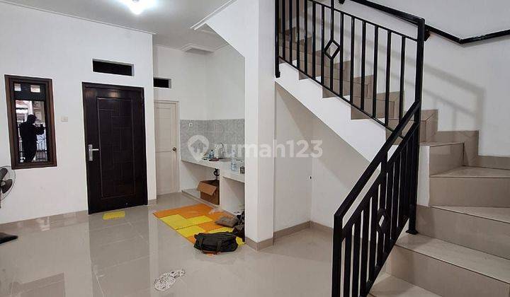 RUMAH 3 Lantai Tanjung Duren Jakarta Barat 2