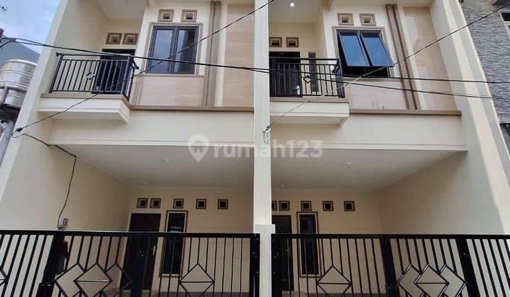 RUMAH Baru  MNIMALIS 3 Lantai Tanjung Duren Jakarta Barat  2