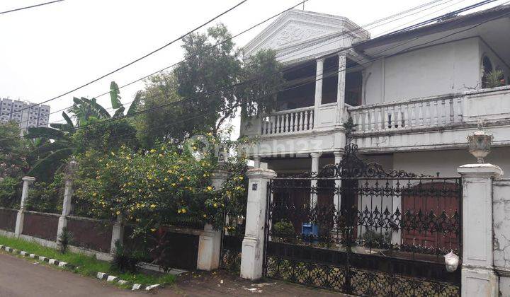 Rumah  TURUN HARGA   di kebon jeruk baru Jakarta barat  1