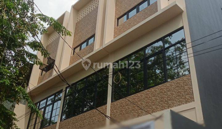 RUMAH BARU 3,5 LANTAI TANJUNG DUREN JAKARTA BARAT  1